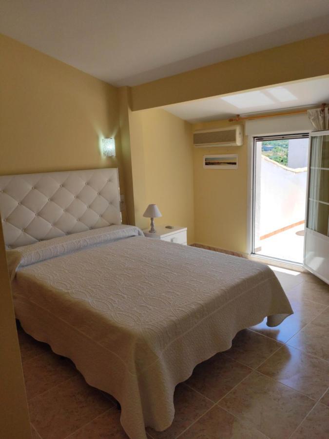 Apartamentos La Relojera 2 خارانديا دي لا فيرا المظهر الخارجي الصورة
