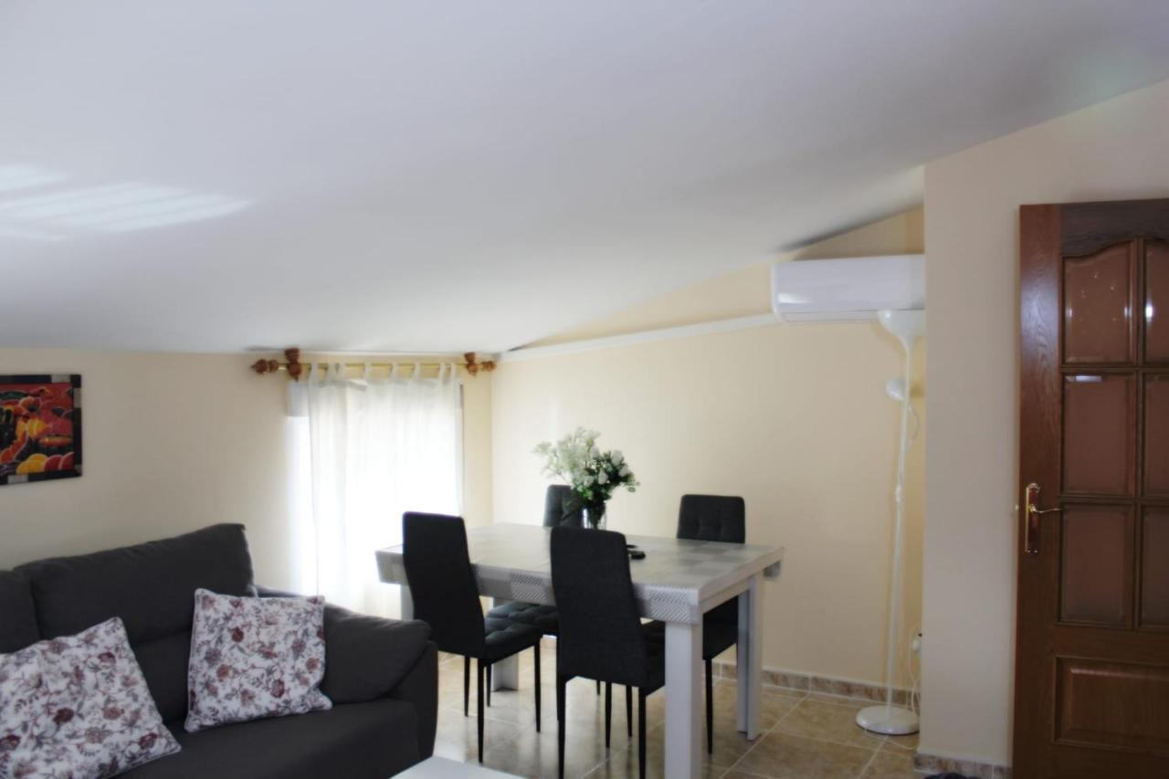 Apartamentos La Relojera 2 خارانديا دي لا فيرا المظهر الخارجي الصورة
